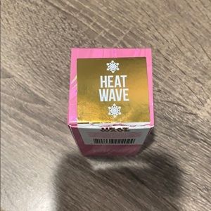 Jeffree Star liquid highlighter !